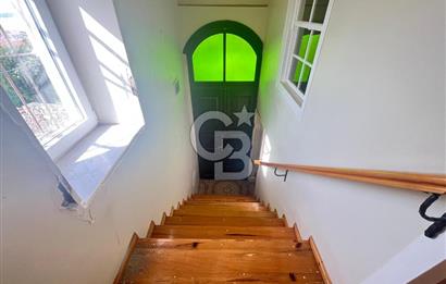 Ayvalık'ta Deniz ve Şehir Manzaralı 4+1 Müstakil Bahçeli Yaşam.