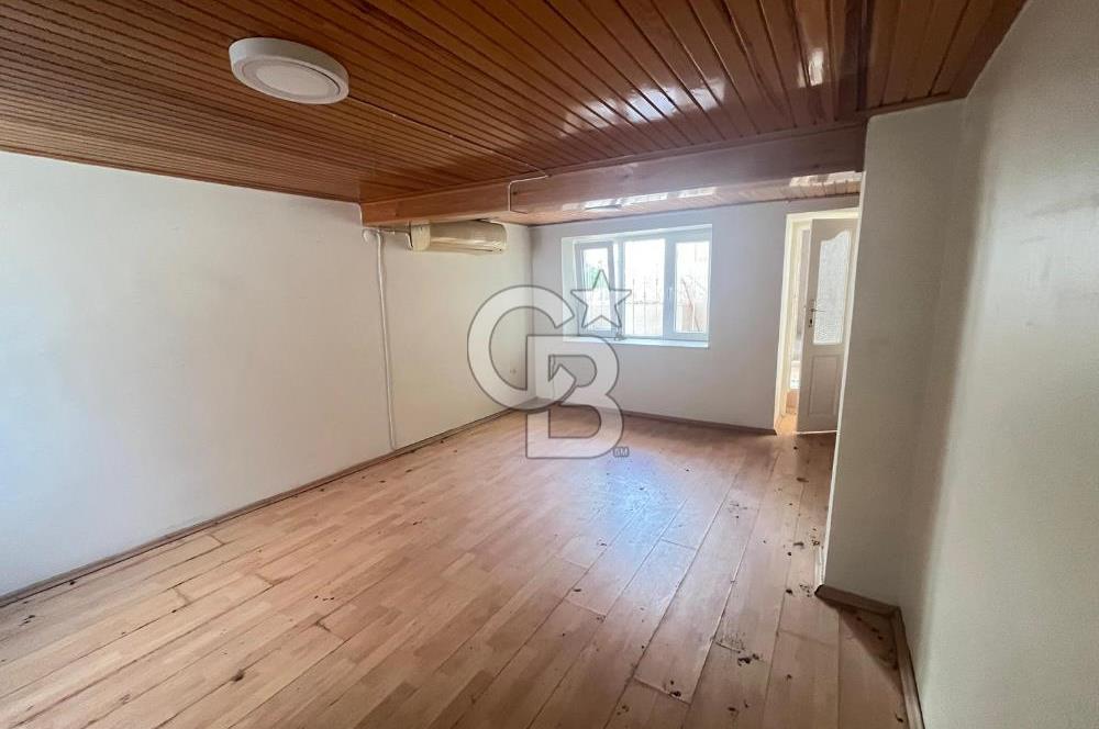 Ayvalık'ta Deniz ve Şehir Manzaralı 4+1 Müstakil Bahçeli Yaşam.