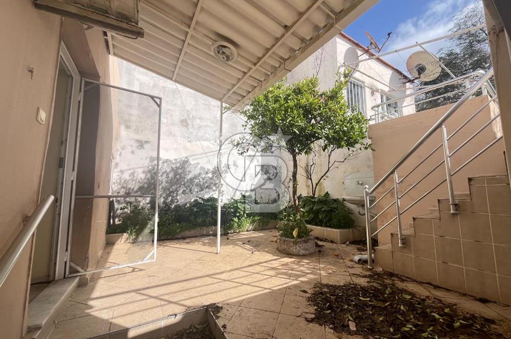 Ayvalık'ta Deniz ve Şehir Manzaralı 4+1 Müstakil Bahçeli Yaşam.