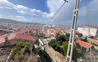 Ayvalık'ta Deniz ve Şehir Manzaralı 4+1 Müstakil Bahçeli Yaşam.