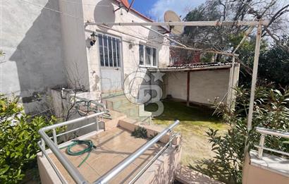 Ayvalık'ta Deniz ve Şehir Manzaralı 4+1 Müstakil Bahçeli Yaşam.