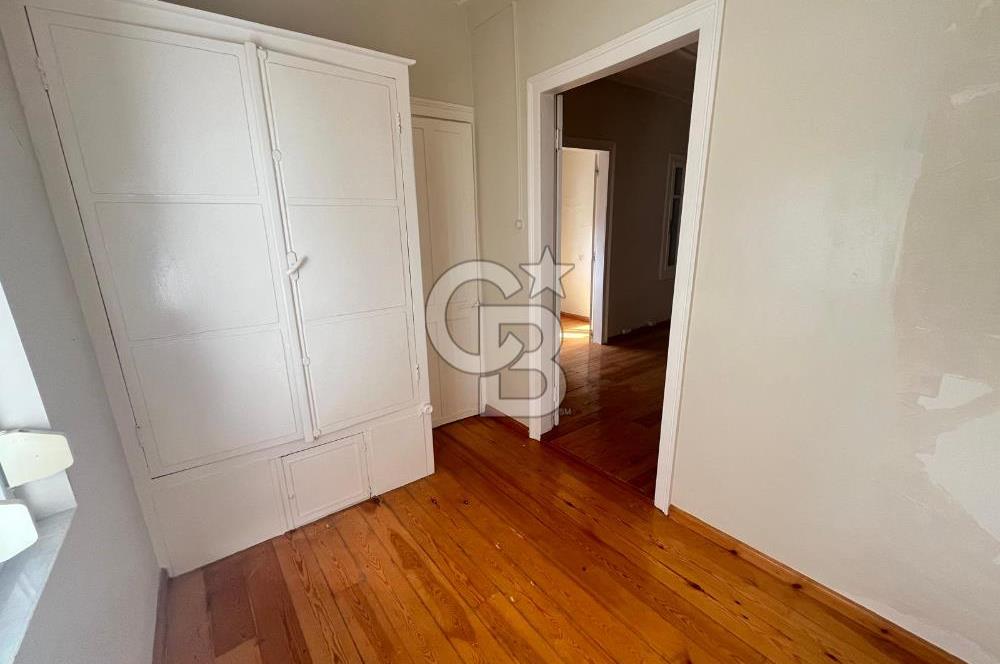 Ayvalık'ta Deniz ve Şehir Manzaralı 4+1 Müstakil Bahçeli Yaşam.