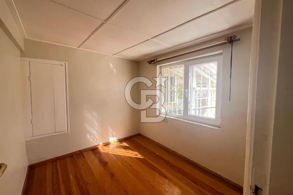 Ayvalık'ta Deniz ve Şehir Manzaralı 4+1 Müstakil Bahçeli Yaşam.