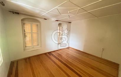 Ayvalık'ta Deniz ve Şehir Manzaralı 4+1 Müstakil Bahçeli Yaşam.