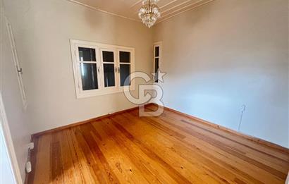 Ayvalık'ta Deniz ve Şehir Manzaralı 4+1 Müstakil Bahçeli Yaşam.