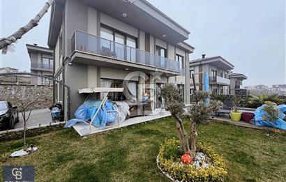 Başiskele Yuvacık'da TED Koleji Lokasyonunda Havuzlu,Lüks villa