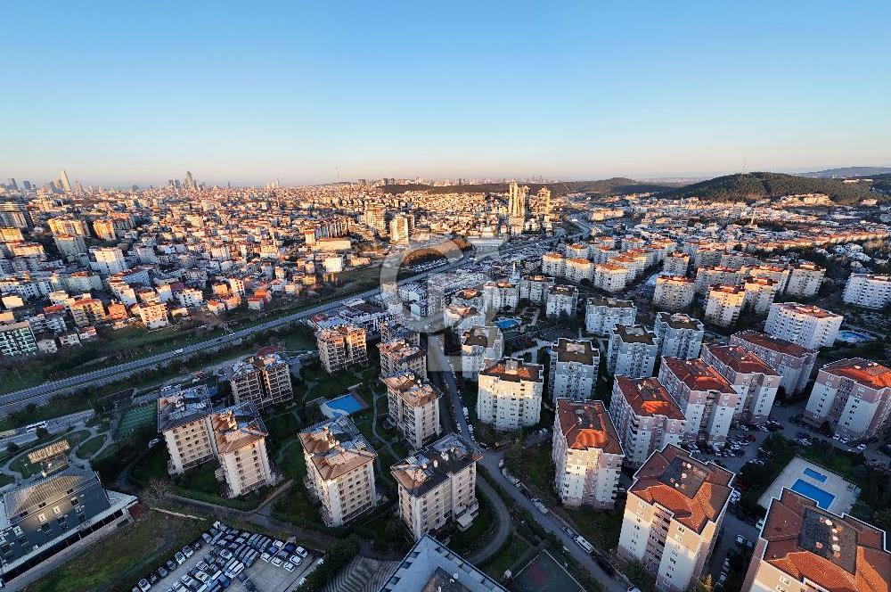 Çekmeköy Yeşilbelde Sitesi Kilerli Satılık 3+1 Daire