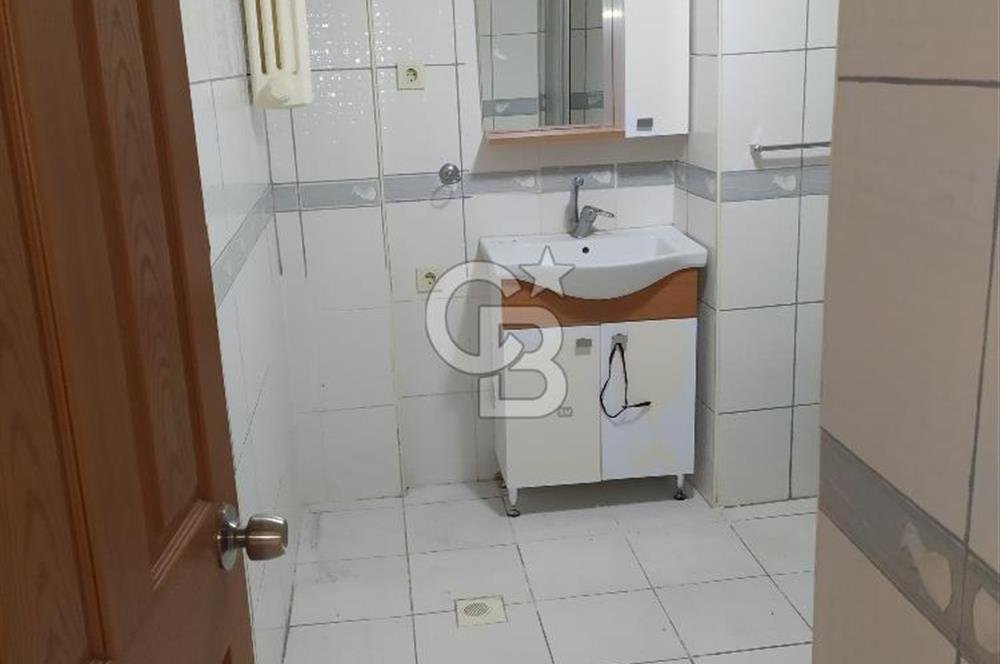 Acıbademde Güvenlikli Site İçerisinde Açık Otoparklı Kiralık 3+1