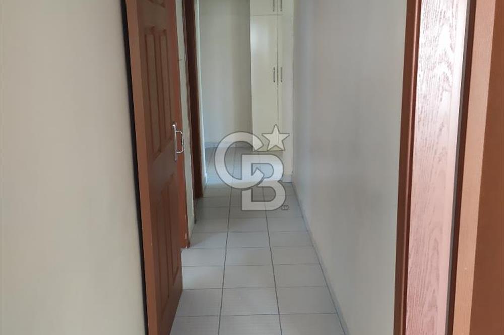Acıbademde Güvenlikli Site İçerisinde Açık Otoparklı Kiralık 3+1