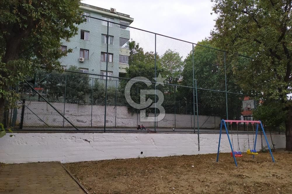 Acıbademde Güvenlikli Site İçerisinde Açık Otoparklı Kiralık 3+1
