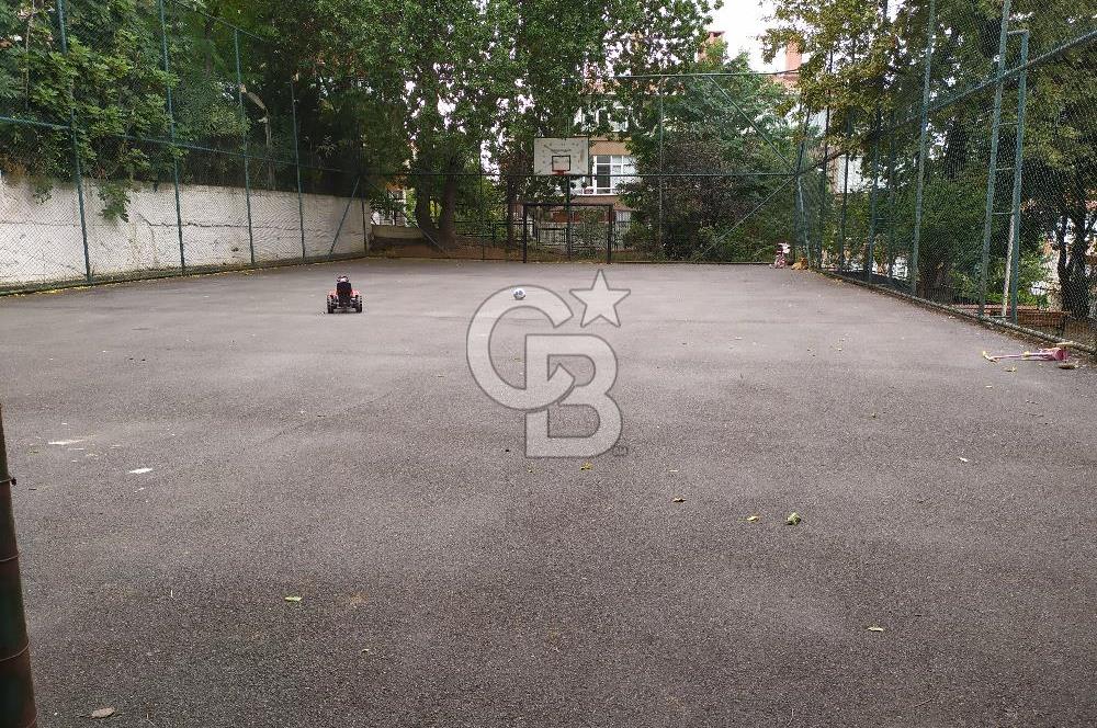 Acıbademde Güvenlikli Site İçerisinde Açık Otoparklı Kiralık 3+1