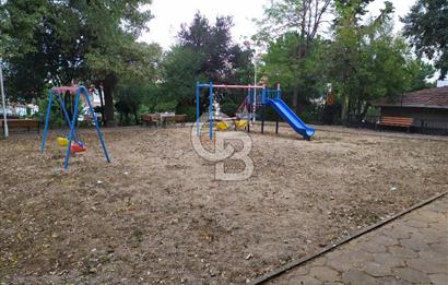 Acıbademde Güvenlikli Site İçerisinde Açık Otoparklı Kiralık 3+1