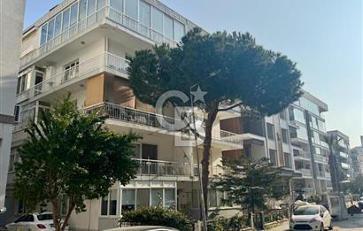 Karşıyaka Bostanlı Merkez'de D.Gazlı Kiralık 3+1 Daire