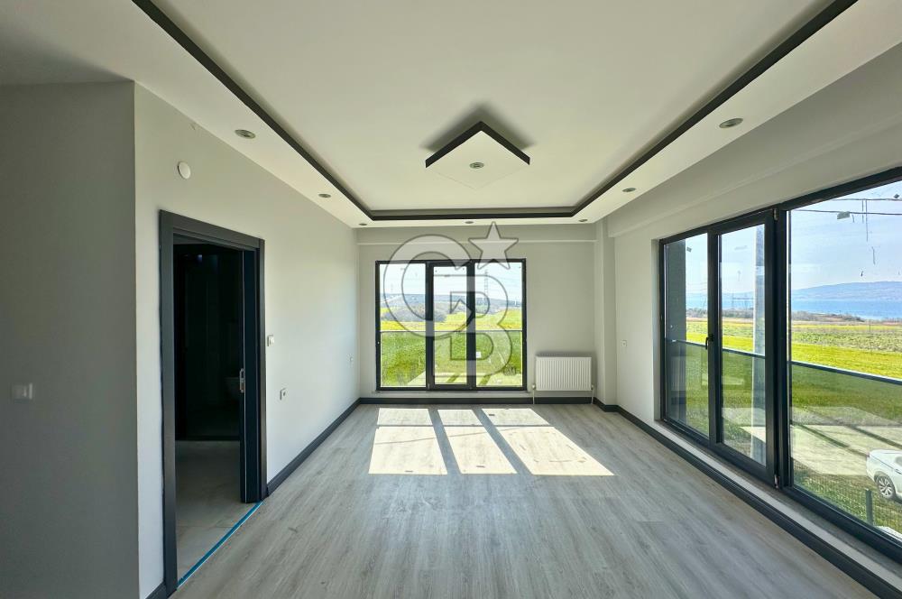 Çanakkale Lapseki'de Boğaz Manzaralı Tam Müstakil Sıfır Villa