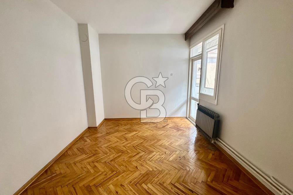 Karşıyaka Bostanlı Merkez'de D.Gazlı Kiralık 3+1 Daire