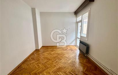 Karşıyaka Bostanlı Merkez'de D.Gazlı Kiralık 3+1 Daire
