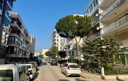 Karşıyaka Bostanlı Merkez'de D.Gazlı Kiralık 3+1 Daire