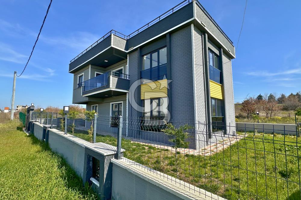 Çanakkale Lapseki'de Boğaz Manzaralı Tam Müstakil Sıfır Villa