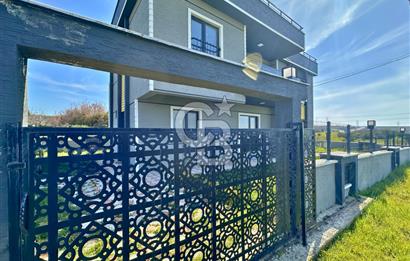 Çanakkale Lapseki'de Boğaz Manzaralı Tam Müstakil Sıfır Villa