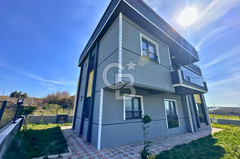 Çanakkale Lapseki'de Boğaz Manzaralı Tam Müstakil Sıfır Villa