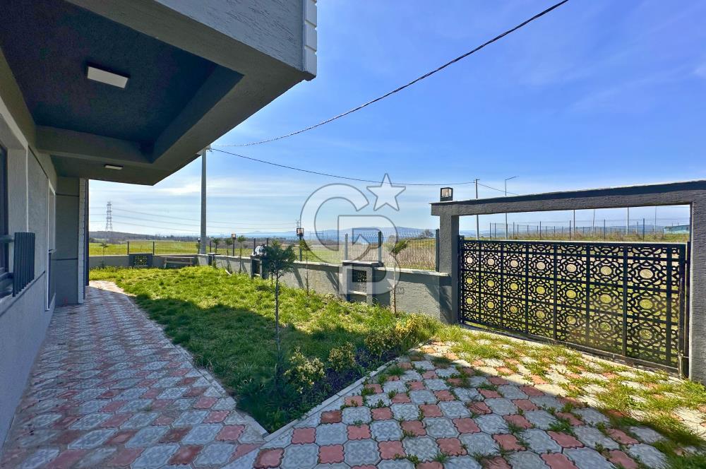 Çanakkale Lapseki'de Boğaz Manzaralı Tam Müstakil Sıfır Villa