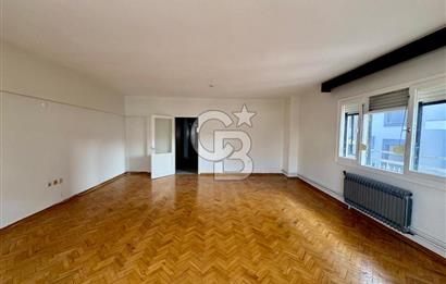 Karşıyaka Bostanlı Merkez'de D.Gazlı Kiralık 3+1 Daire