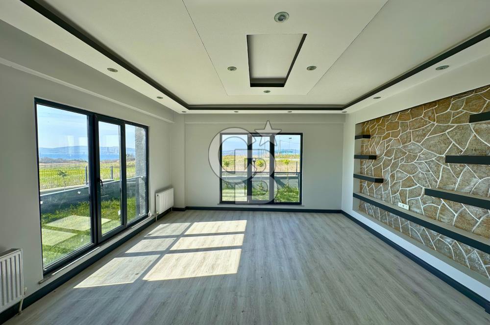 Çanakkale Lapseki'de Boğaz Manzaralı Tam Müstakil Sıfır Villa