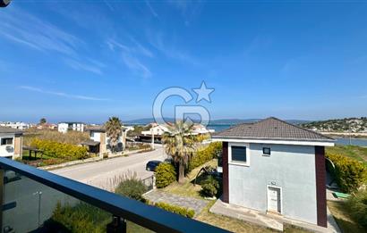 Gülbahçe’de Deniz Manzaralı Kiralık 2+1 Daire