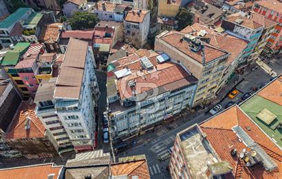 Fırsat Beşiktaş Akaretler Eşyalı Kiralık 2+1 Çift Balkon