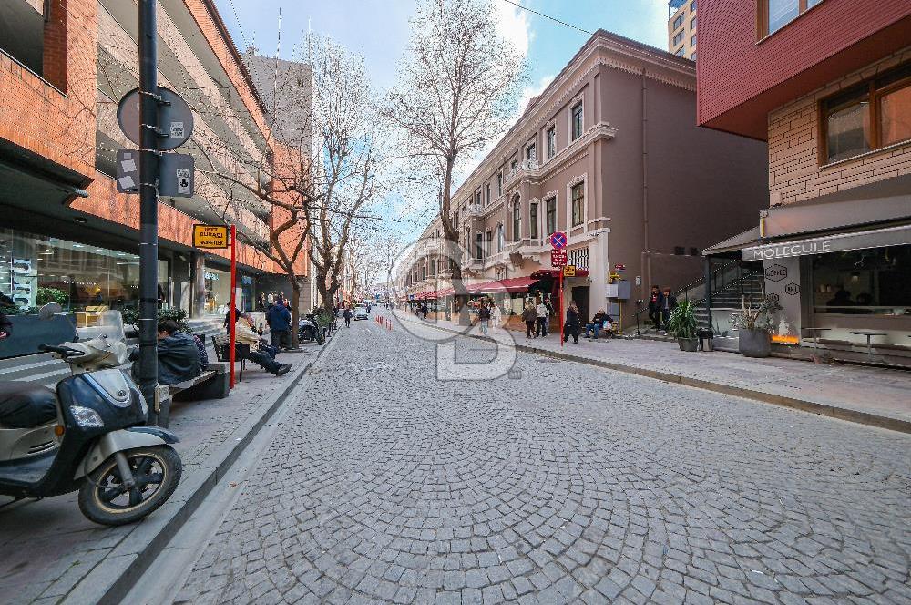 Fırsat Beşiktaş Akaretler Eşyalı Kiralık 2+1 Çift Balkon