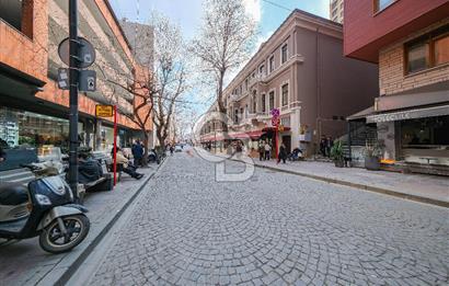 Fırsat Beşiktaş Akaretler Eşyalı Kiralık 2+1 Çift Balkon