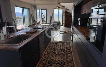 Datça Kızlan'da Satılık Özel Tasarım Havuzlu Taş Mimarili Villa