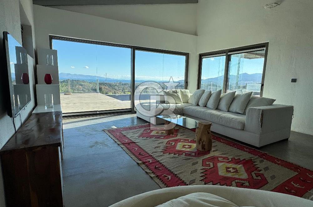 Datça Kızlan'da Satılık Özel Tasarım Havuzlu Taş Mimarili Villa