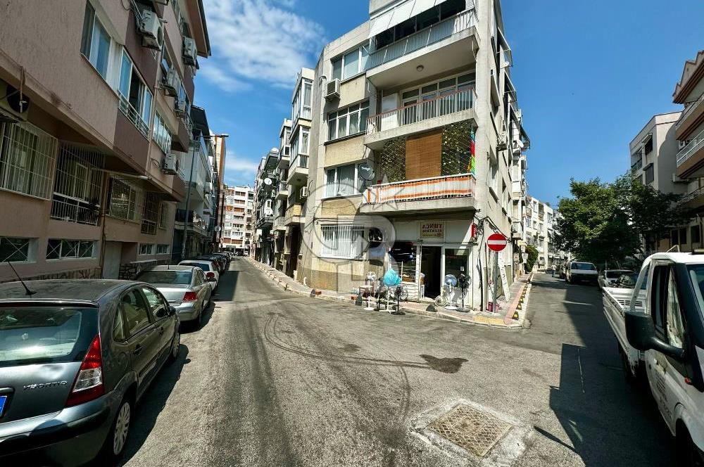 Göztepe'de Kiracılı, Köşe Konumda Yatırımlık Dükkan