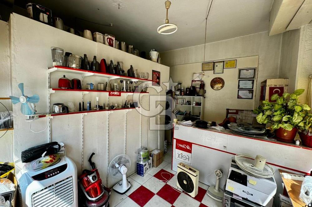 Göztepe'de Kiracılı, Köşe Konumda Yatırımlık Dükkan