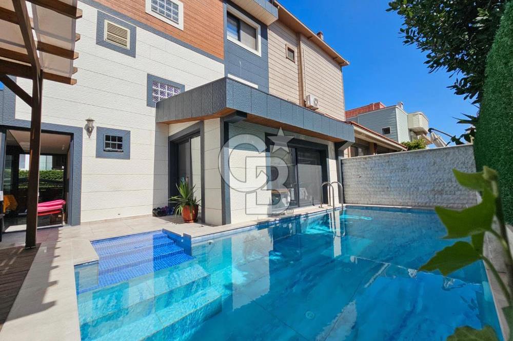 GÜZELBAHÇE/YALI MAH. 5+2 HAVUZLU DENİZE 50 METRE SATILIK VİLLA