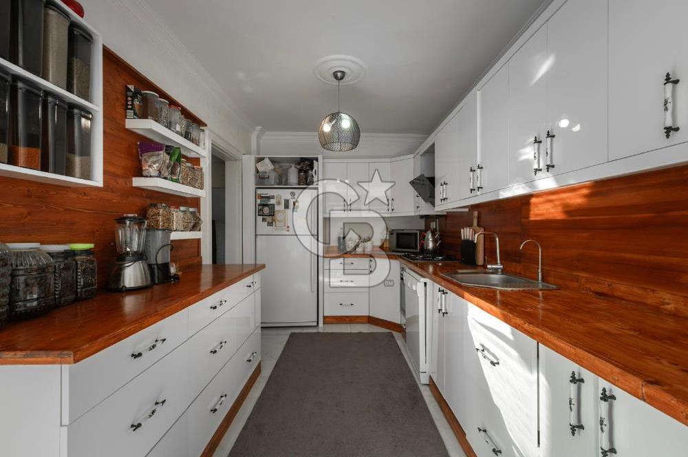 GÜZELBAHÇE/YALI MAH. 5+2 HAVUZLU DENİZE 50 METRE SATILIK VİLLA