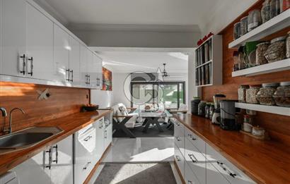 GÜZELBAHÇE/YALI MAH. 5+2 HAVUZLU DENİZE 50 METRE SATILIK VİLLA