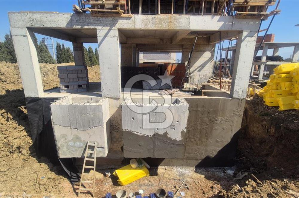 KEMALPAŞA ÇİNİLİKÖY'DE TEMELDEN SATILIK MÜSTAKİL HAVUZLU 6+2 TRİPLEKS VİLLA