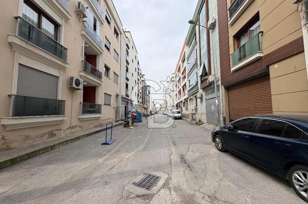 ÇİĞLİ YENİMAHALLEDE SATILIK 2+1