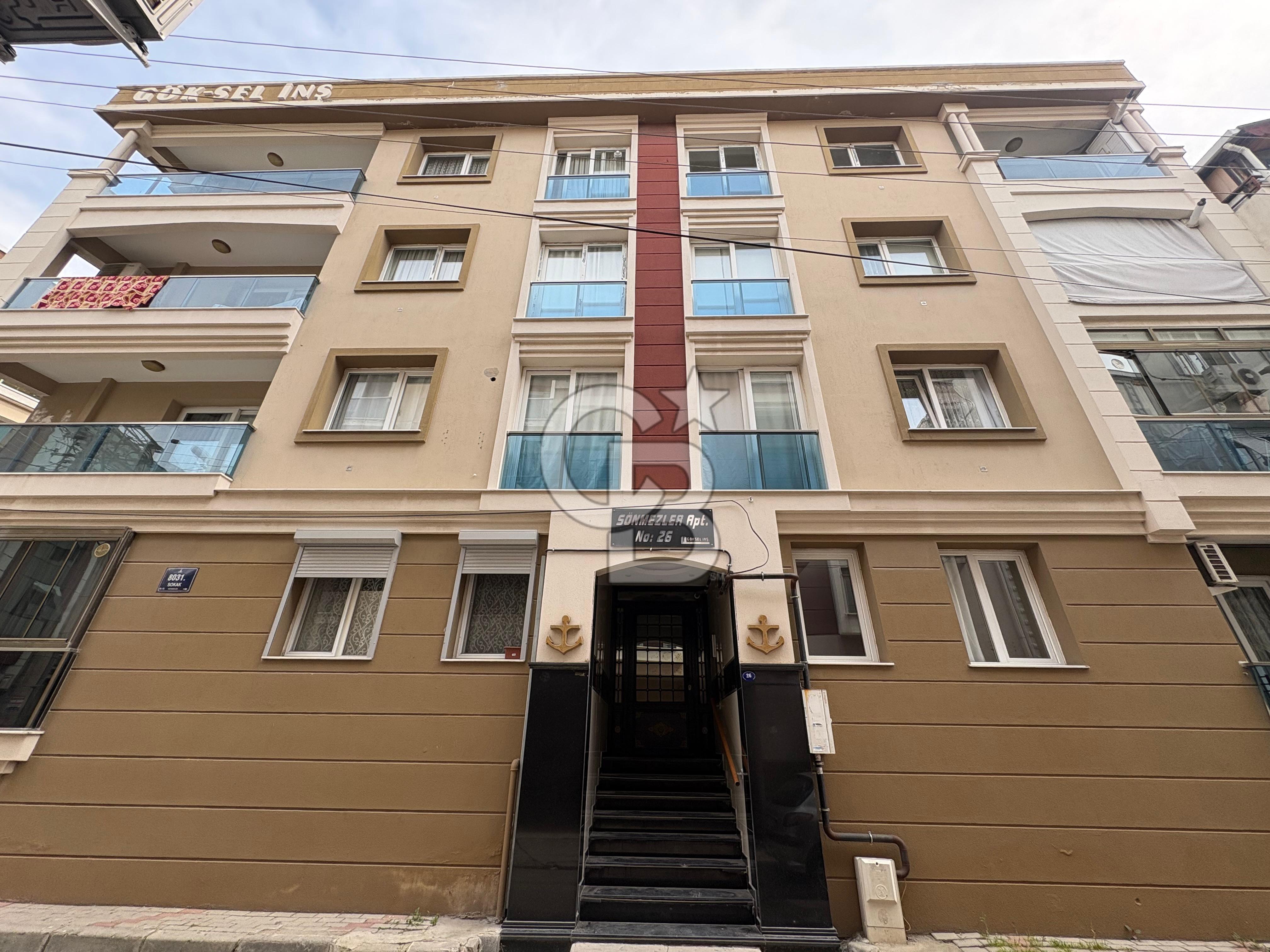 ÇİĞLİ YENİMAHALLEDE SATILIK 2+1