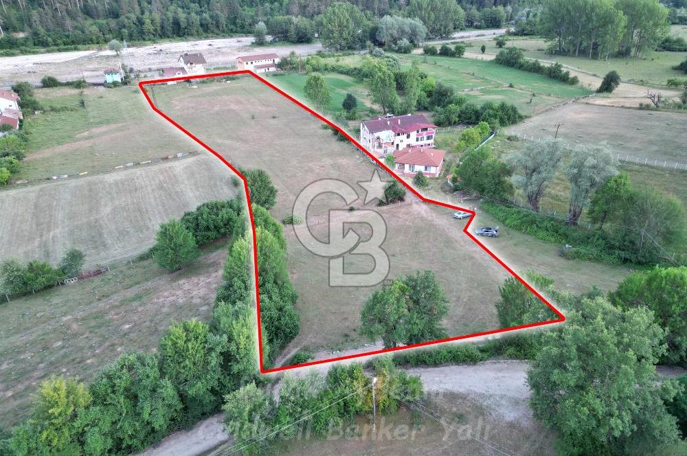 Bolu, Mengen Pazarköy Girişinde 11.276 m2 Satılık Yolu Olan Tarla