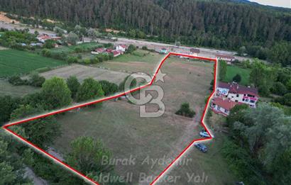 Bolu, Mengen Pazarköy Girişinde 11.276 m2 Satılık Yolu Olan Tarla