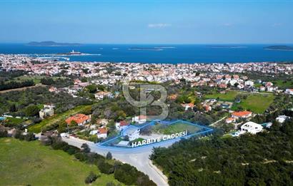 Çeşmealtı Denizli Mahallesinde Yola Çift Cephe Satılık Tarla