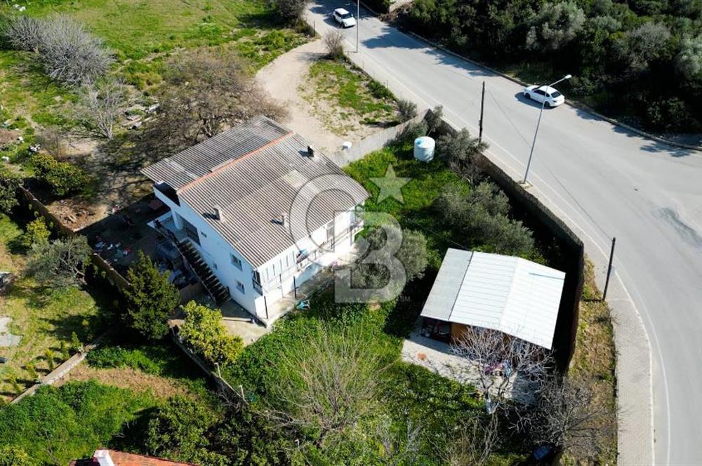 Çeşmealtı Denizli Mahallesinde Yola Çift Cephe Satılık Tarla