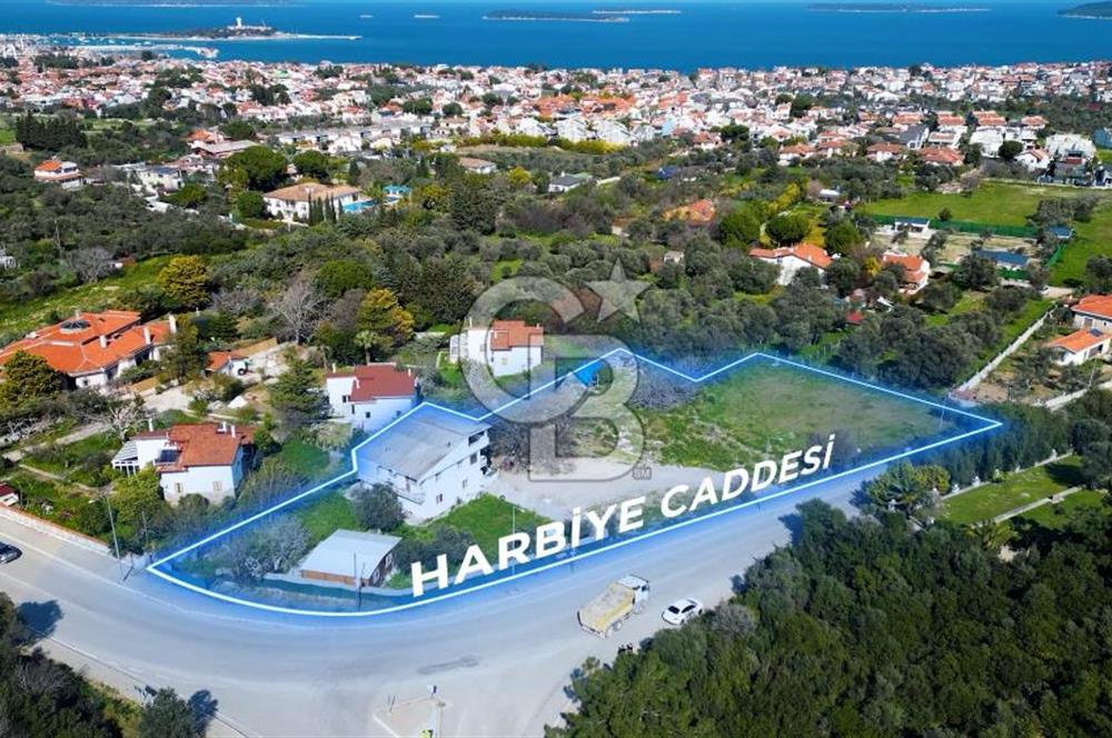 Çeşmealtı Denizli Mahallesinde Yola Çift Cephe Satılık Tarla