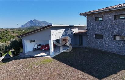 Datça Kızlan'da Satılık Özel Tasarım Havuzlu Taş Mimarili Villa