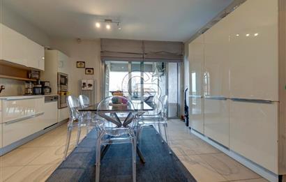 Çengelköy Mesa Evlerinde  Deniz Manzaralı Satılık 4+1  Daire