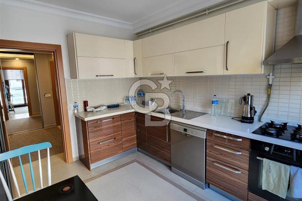 Suadiyede 140 m²,Geniş Kullanım Alanlı 4+1 Kiralık Daire