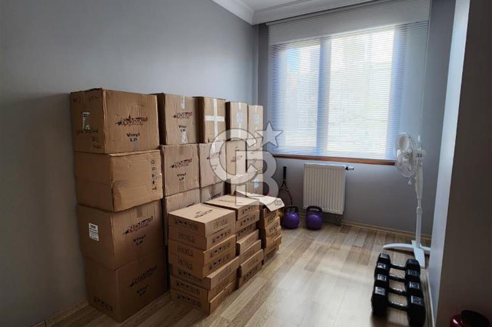 Suadiyede 140 m²,Geniş Kullanım Alanlı 4+1 Kiralık Daire